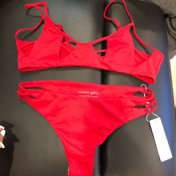 SIEMPRE GOLDEN SWIMSUIT SET - Picture 2 of 2